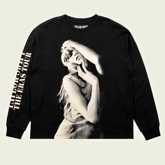 Taylor Swift Eras Tour Tee - M - - Picture 3 of 3